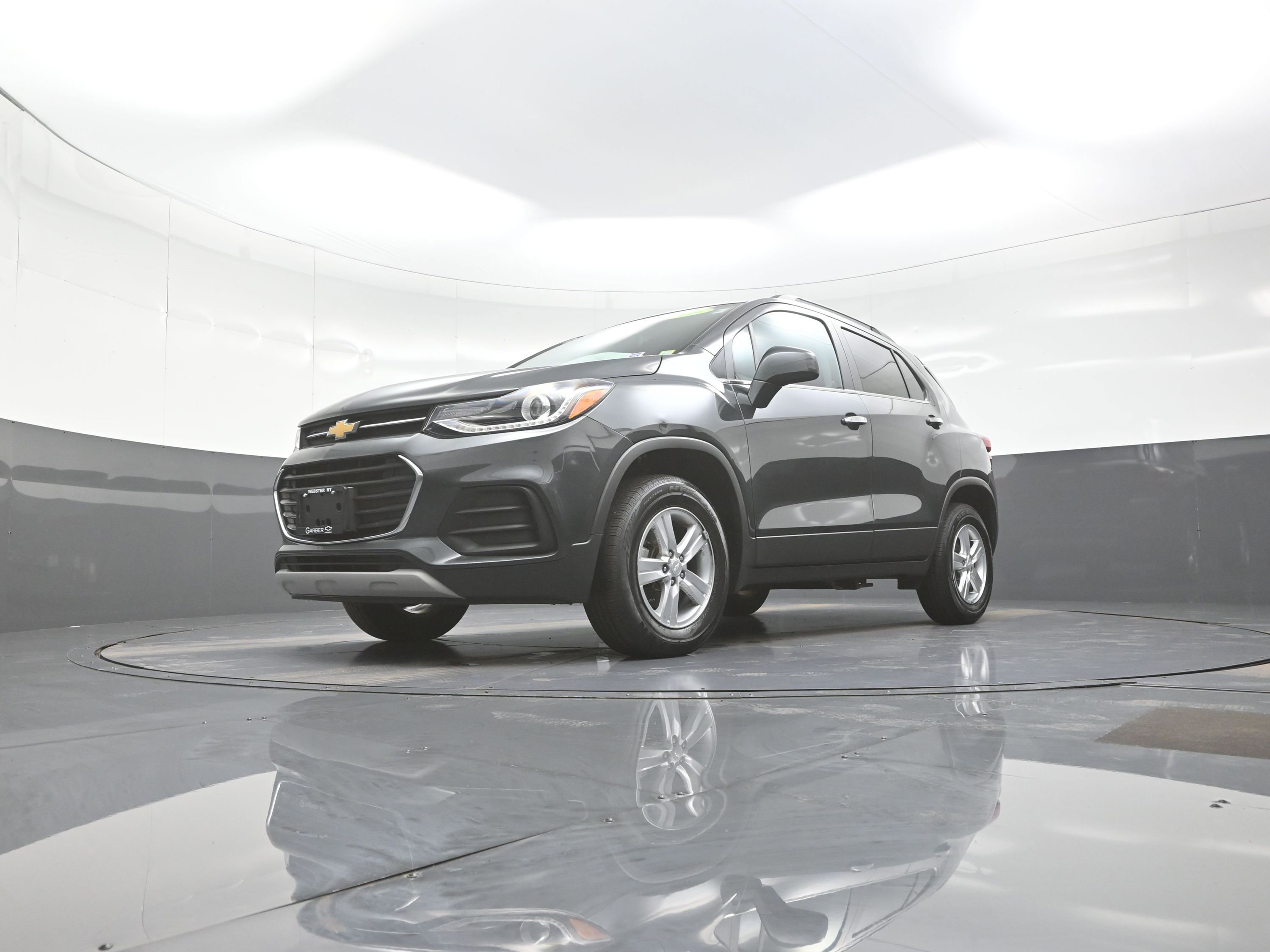 Used 2019 Chevrolet Trax LT w/ Driver Confidence Package AWD/4WD image 11
