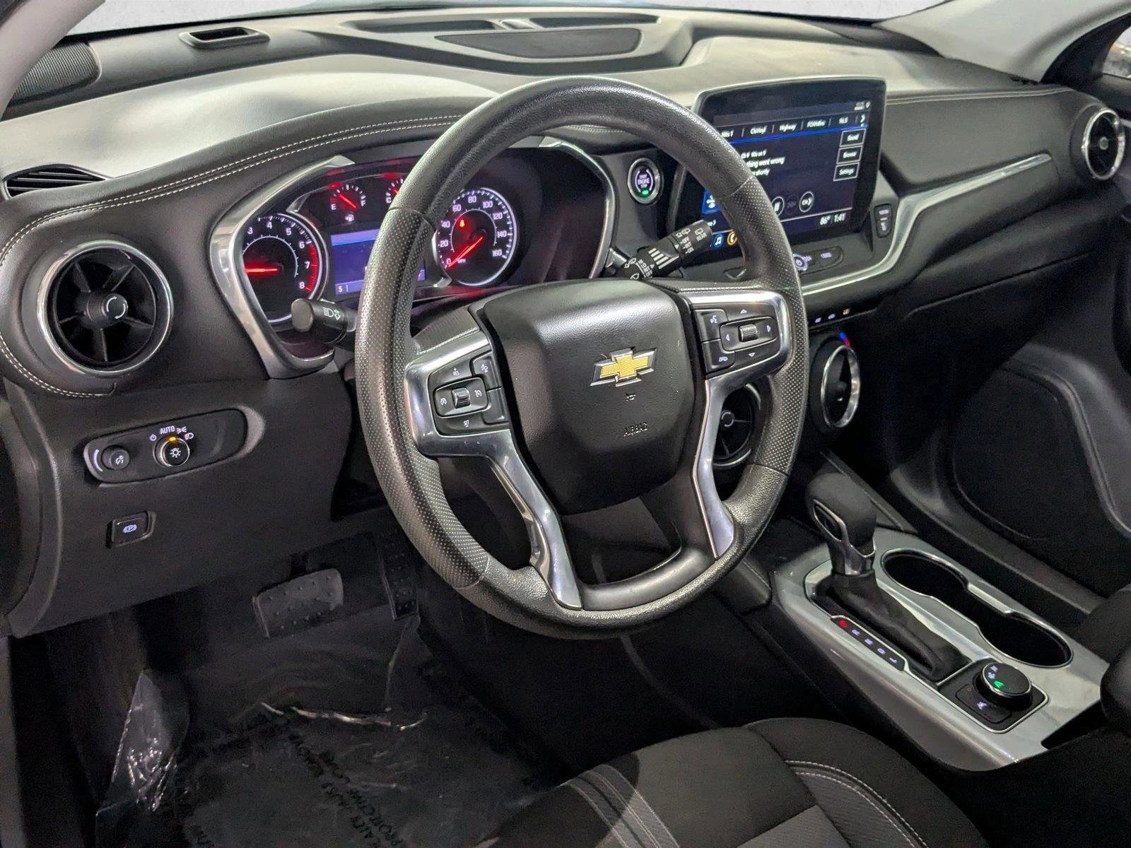 Used 2023 Chevrolet Blazer LT FWD image 10