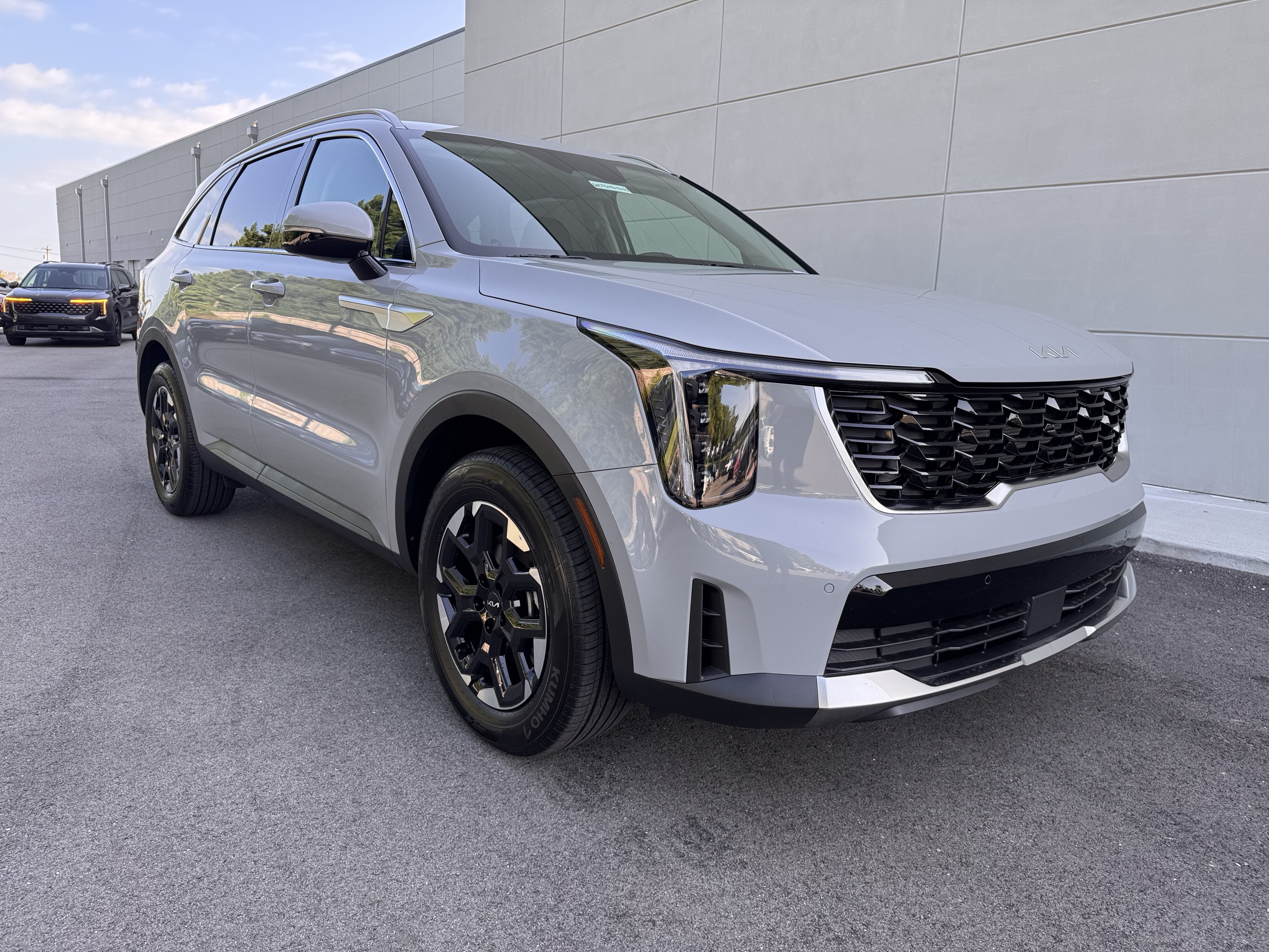 New 2026 Kia Sorento S FWD image 3