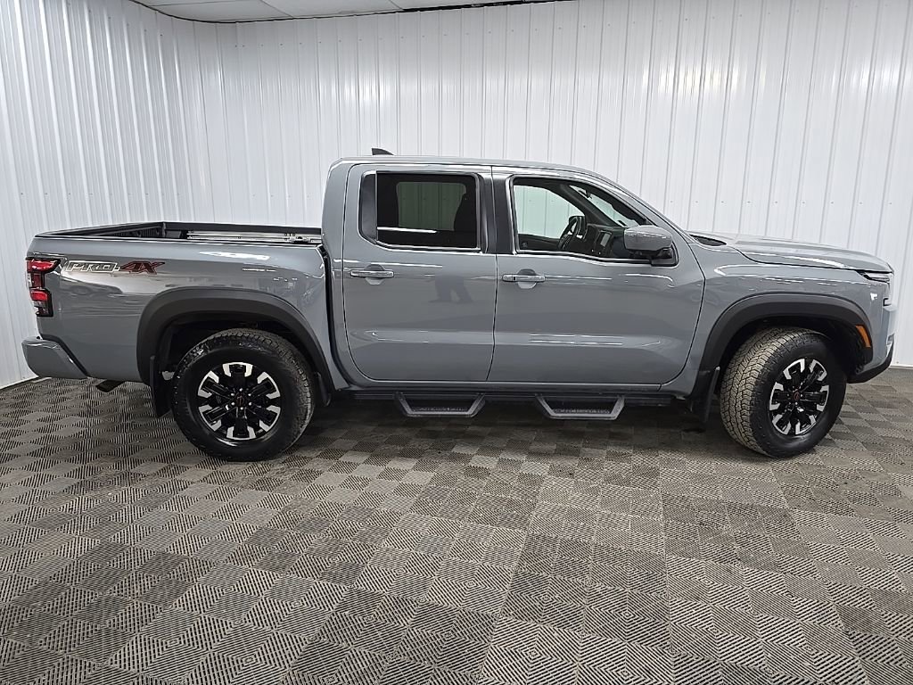 Used 2023 Nissan Frontier PRO-4X w/ Pro Convenience Package image 2