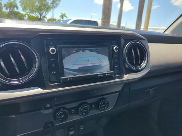 Used 2019 Toyota Tacoma SR5 RWD image 9