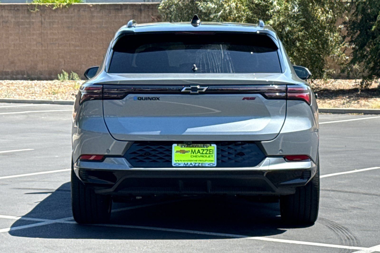 Used 2024 Chevrolet Equinox EV RS FWD image 12