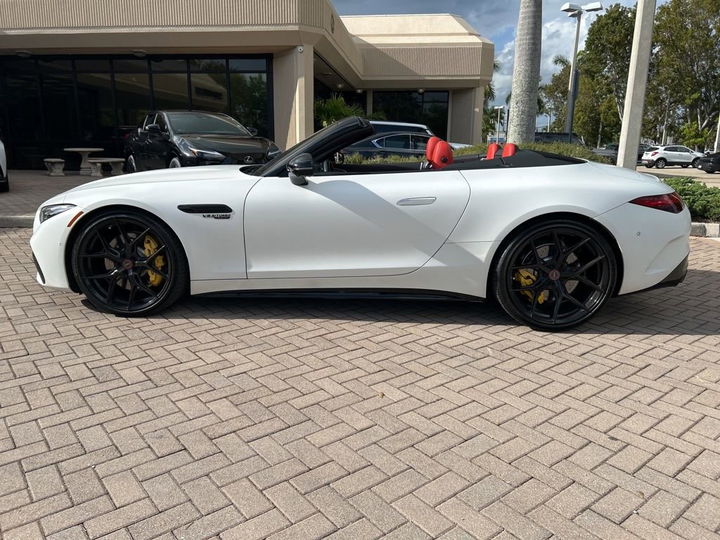 Used 2022 Mercedes-Benz SL 63 AMG 4MATIC image 6