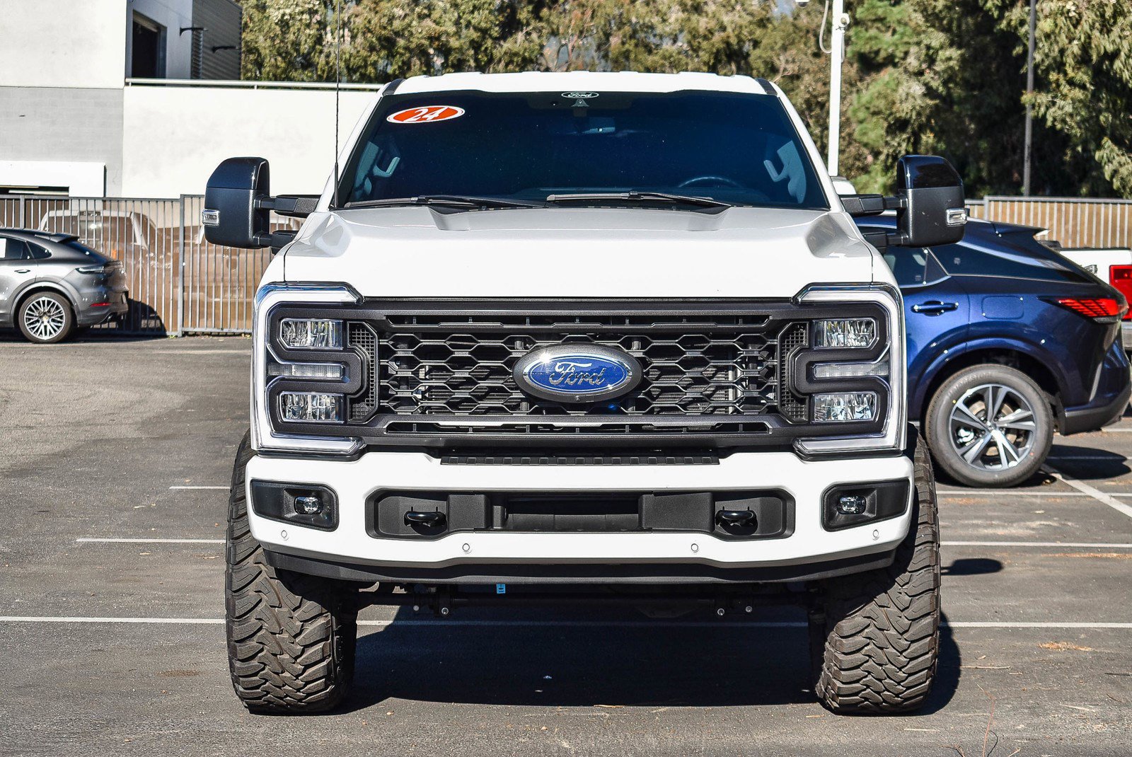 Used 2024 Ford F350 Lariat w/ Lariat Ultimate Package image 2