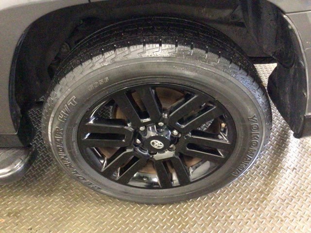 Used 2019 Toyota 4Runner Limited image 22