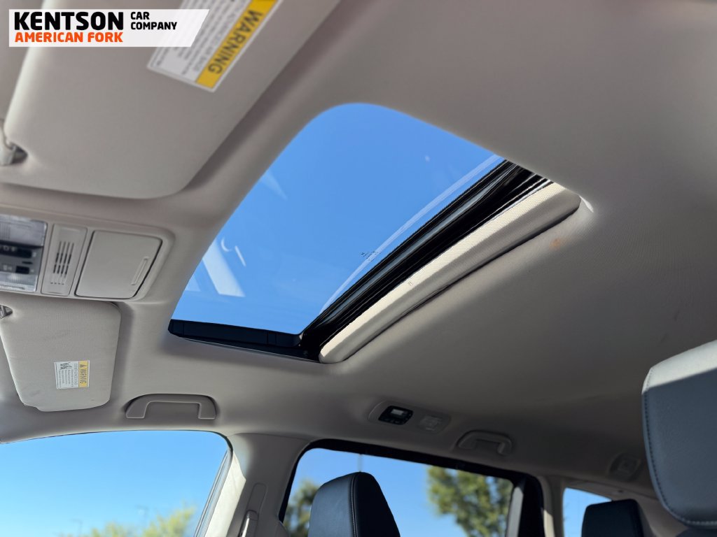 Used 2025 Honda Odyssey EX-L image 30