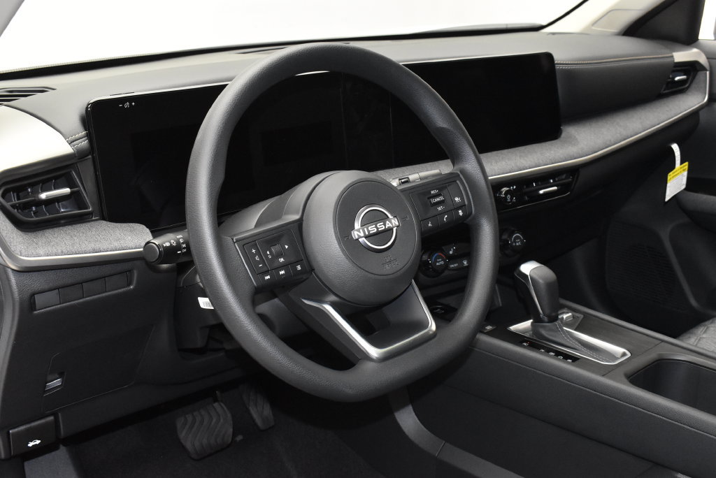 New 2026 Nissan Kicks SV w/ SV Premium Package AWD/4WD image 15