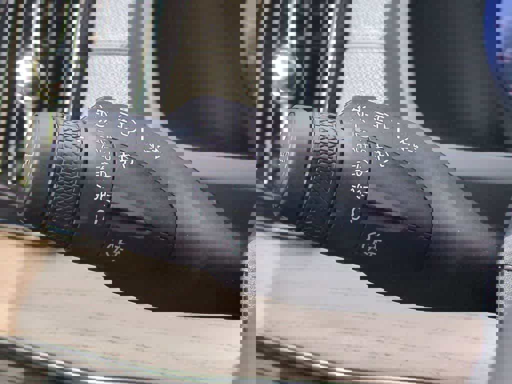 Used 2026 Volvo XC90 B5 Plus w/ Protection Package Premier image 26