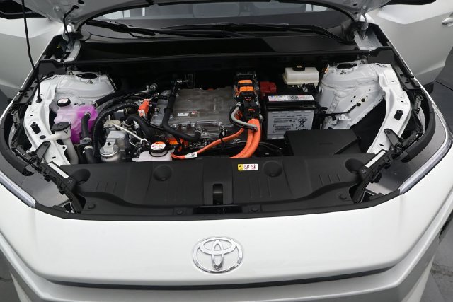 New 2026 Toyota bZ FWD image 17