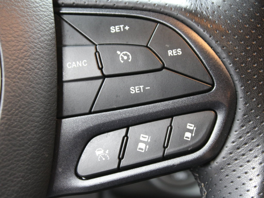 Used 2025 Dodge Durango R/T AWD/4WD image 49