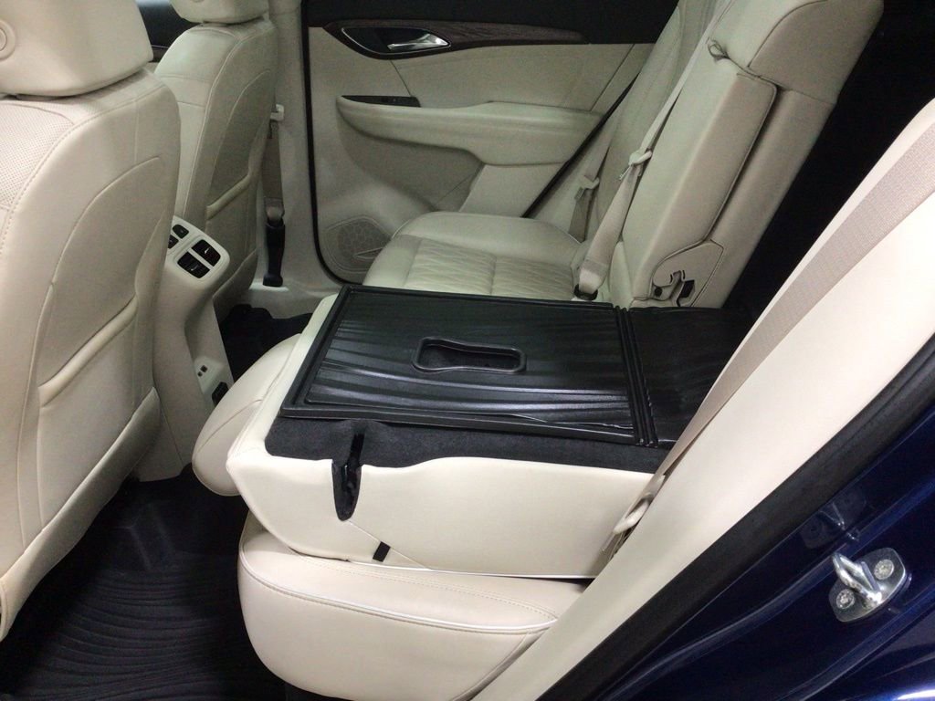 Used 2023 Buick Envision Avenir image 19