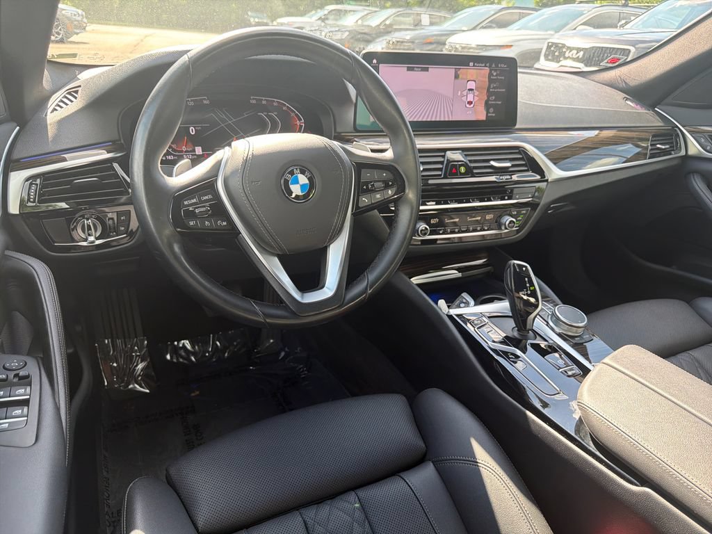 Used 2021 BMW 540i w/ Convenience Package RWD image 22