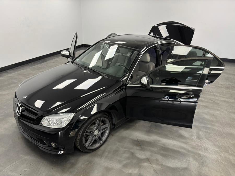 Used 2008 Mercedes-Benz C 300 Sport image 22