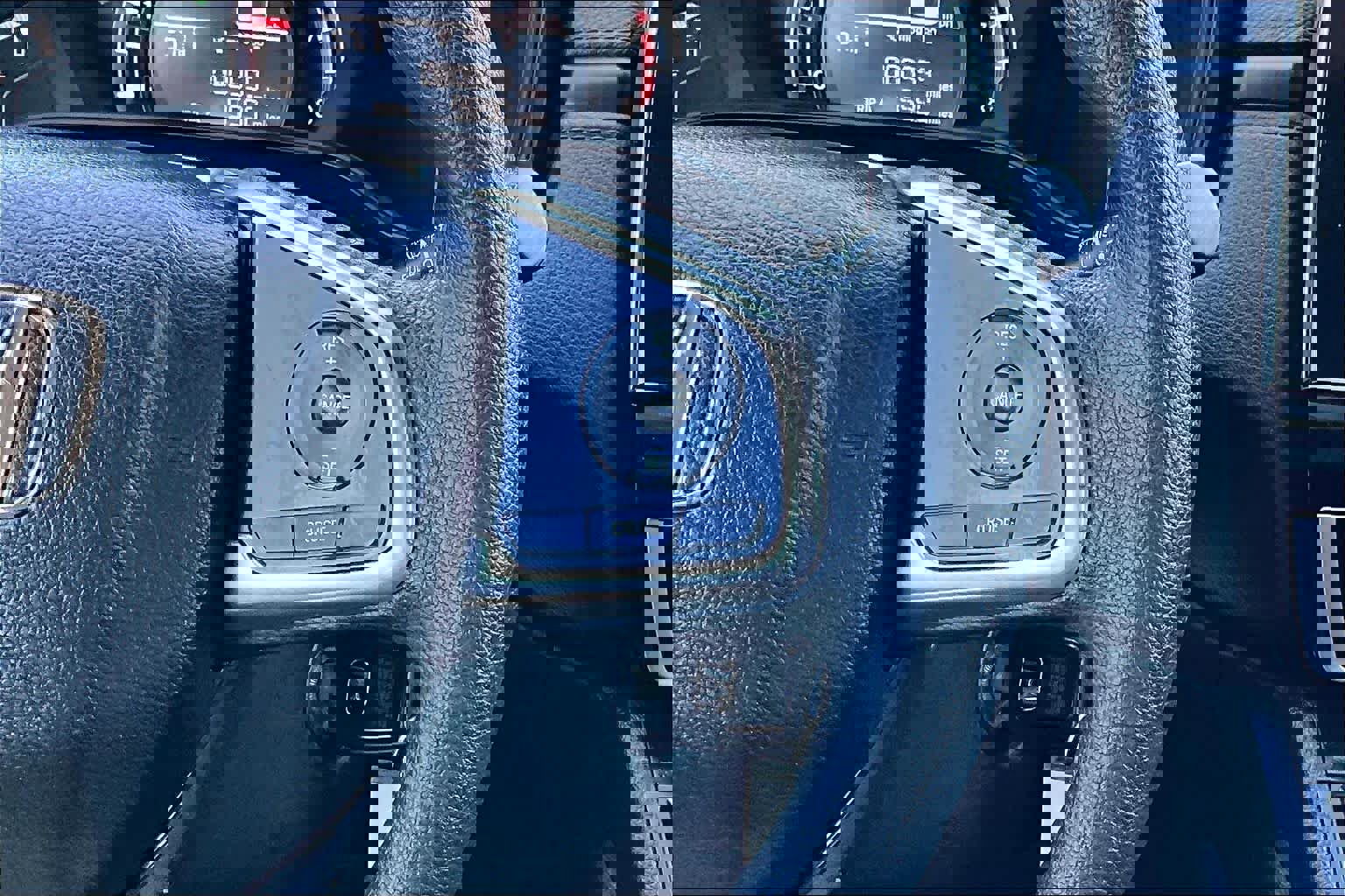 Used 2017 Honda CR-V LX image 24