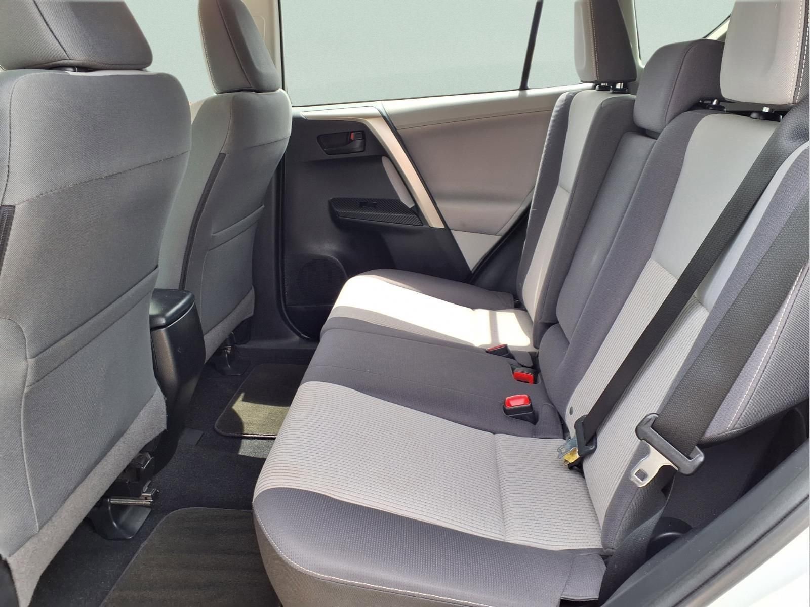 Used 2013 Toyota RAV4 XLE image 11