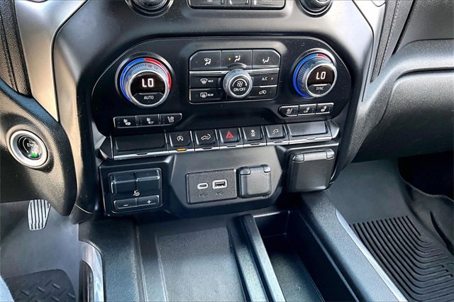 Used 2020 Chevrolet Silverado 1500 LTZ w/ LTZ Convenience Package image 17