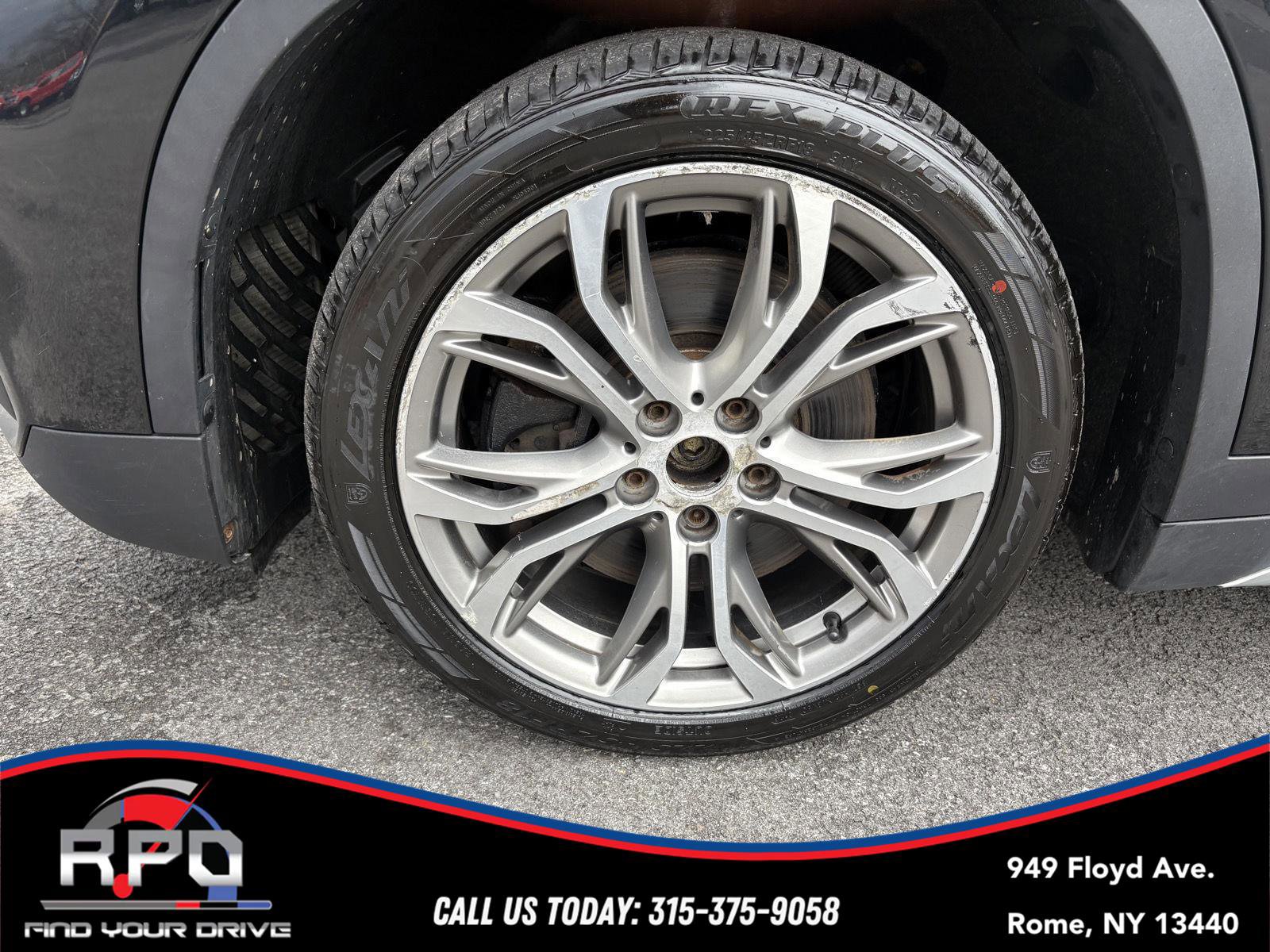 Used 2017 BMW X1 xDrive28i image 9