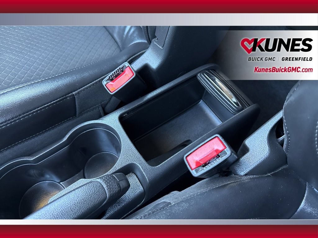 Used 2020 Buick Encore Preferred FWD image 27