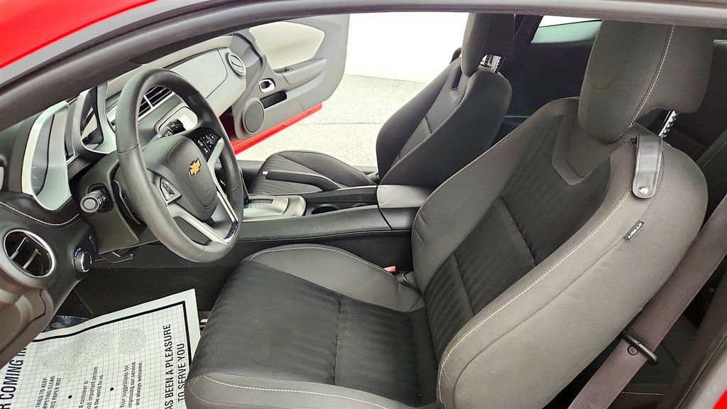 Used 2015 Chevrolet Camaro LS RWD image 18