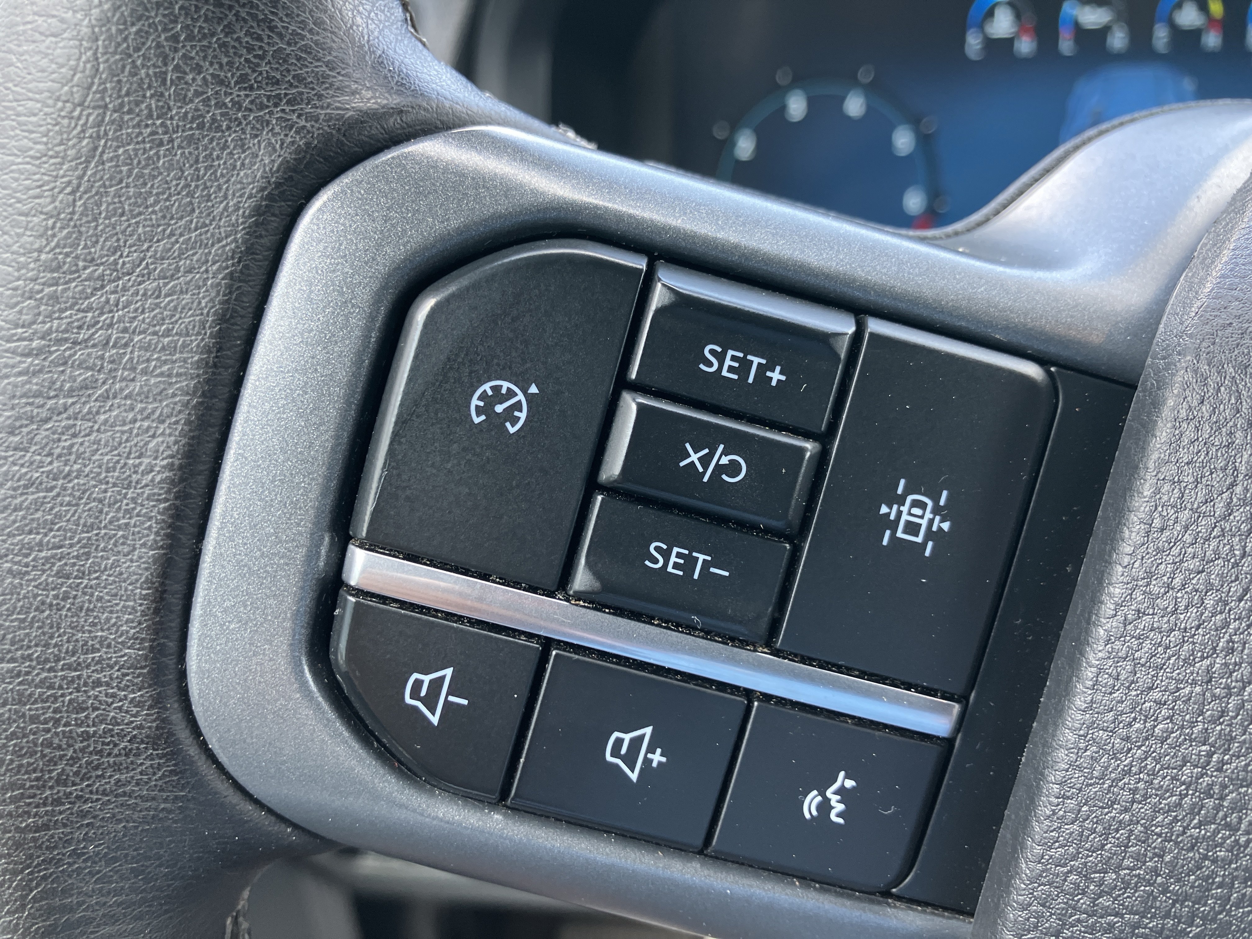 Used 2024 Ford F150 XLT AWD/4WD image 23