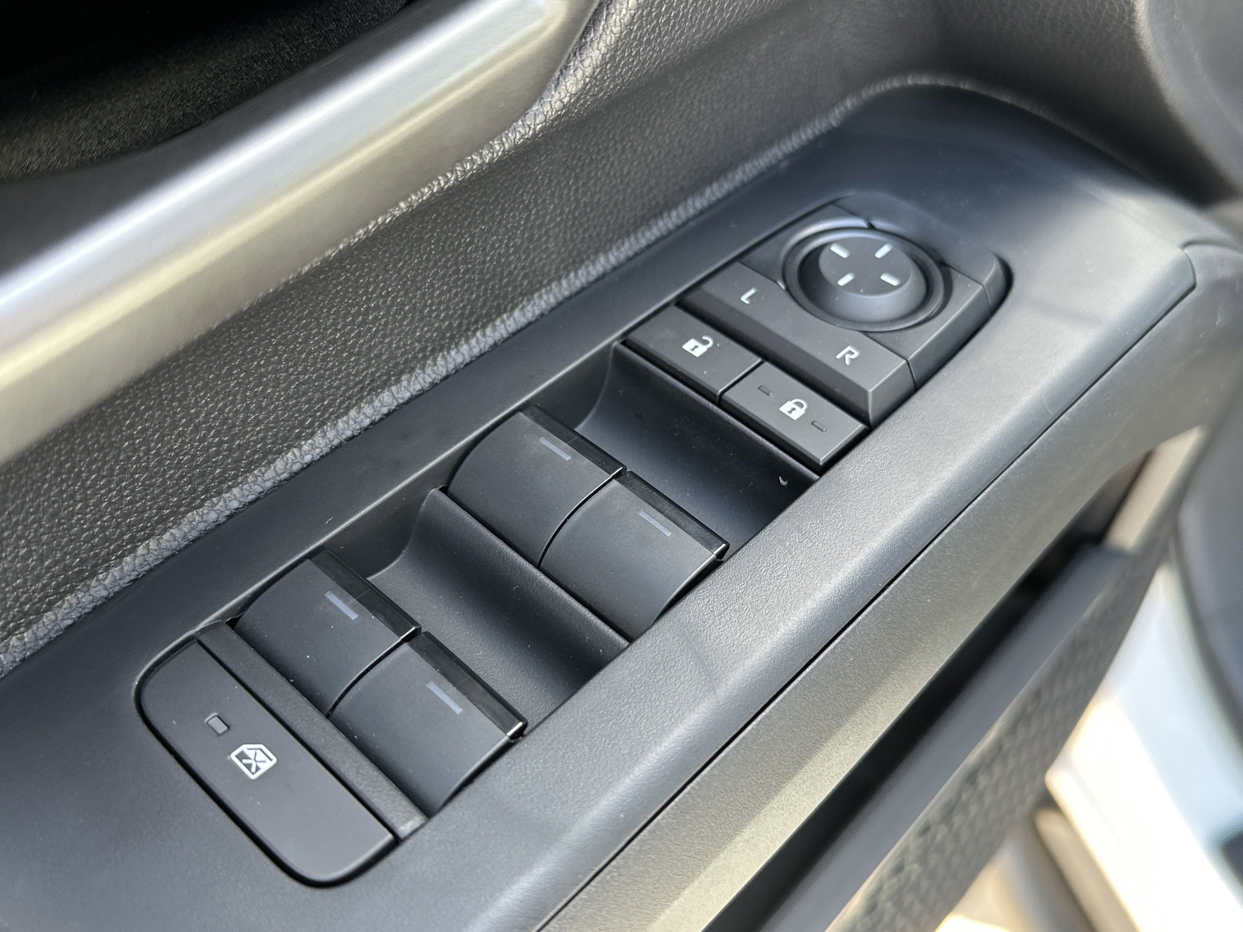 New 2025 Toyota Tacoma 4x4 Double Cab Hybrid image 10