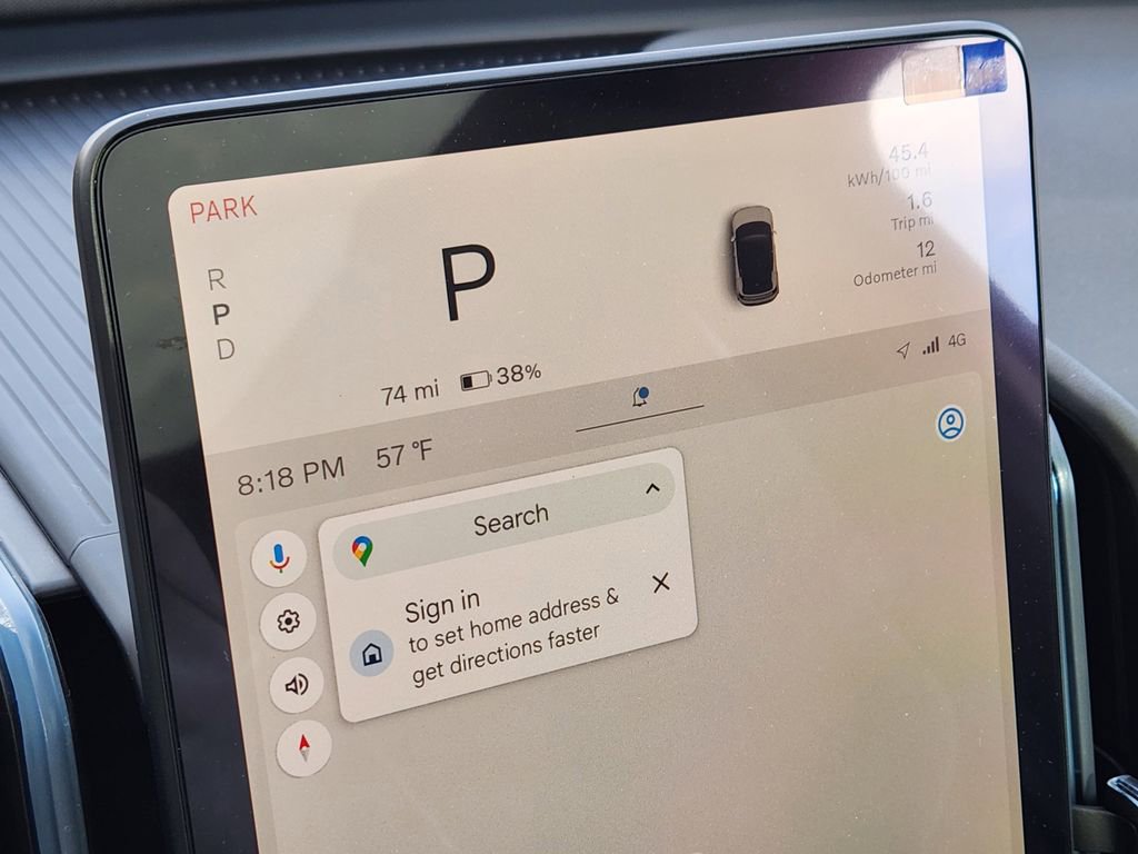 New 2026 Volvo EX30 Plus w/ Climate Package image 7