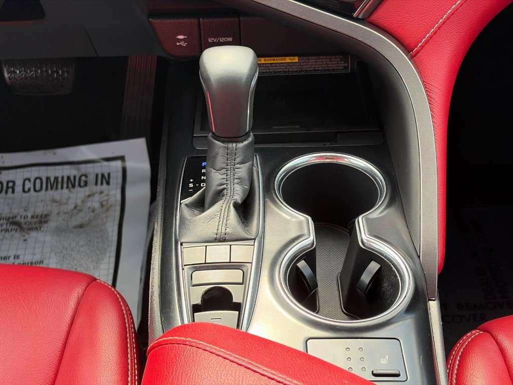 Used 2019 Toyota Camry XSE image 14