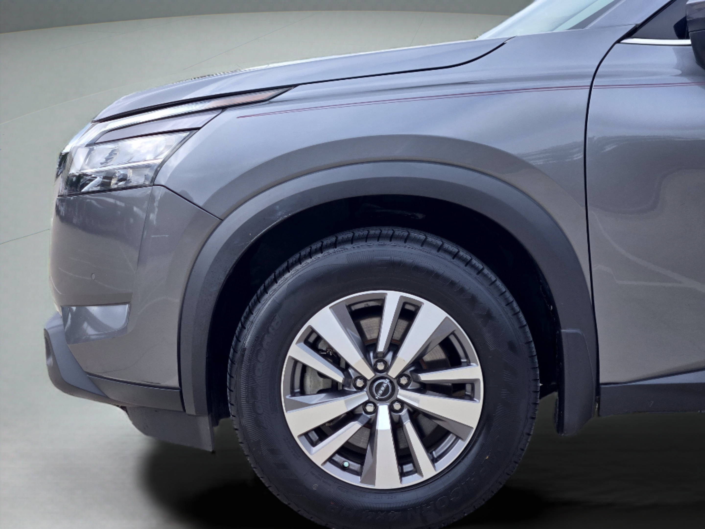 Used 2023 Nissan Pathfinder SL AWD/4WD image 30