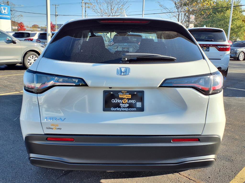 New 2026 Honda HR-V LX image 8
