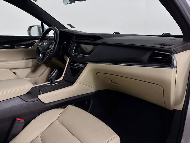 Used 2018 Cadillac XT5 AWD image 30