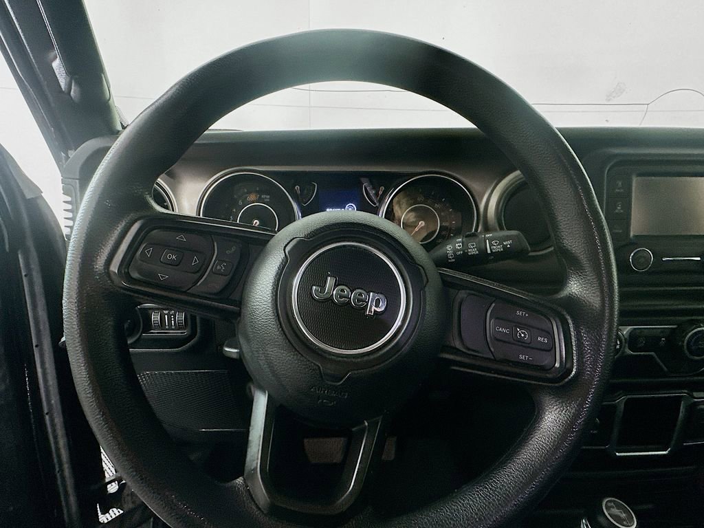 Used 2020 Jeep Wrangler Unlimited Sport image 11