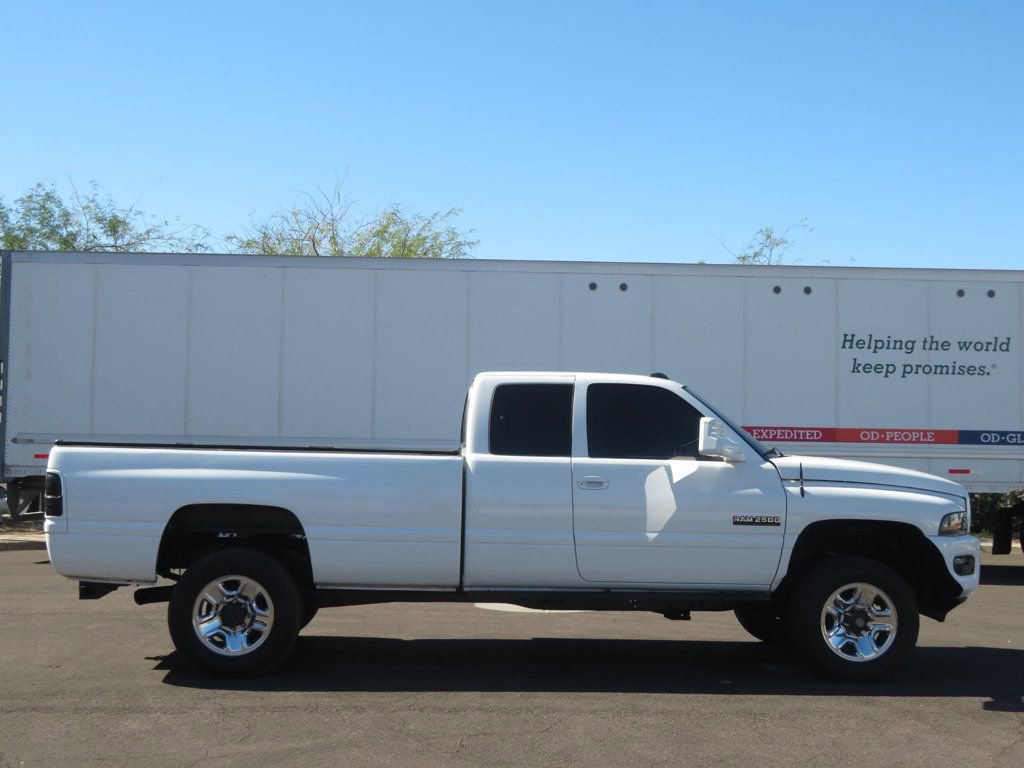 Used 1997 Dodge Ram 2500 Truck 2WD Club Cab image 3