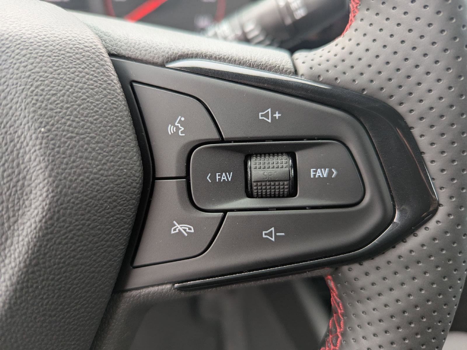 New 2026 Chevrolet Trax RS w/ Sunroof Package image 23