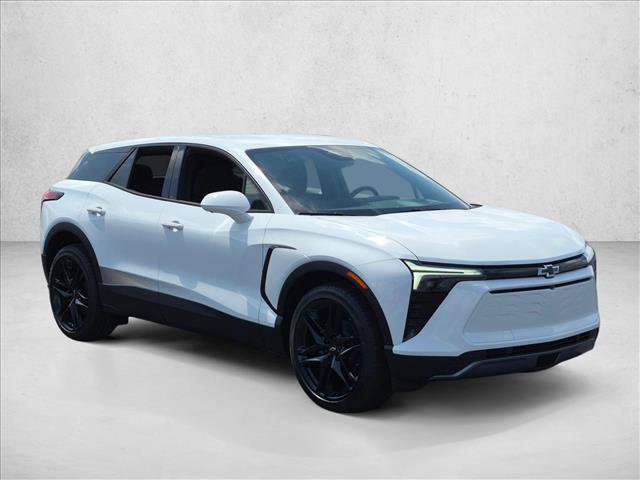 New 2026 Chevrolet Blazer EV LT w/ LPO, Blackout Package FWD image 5