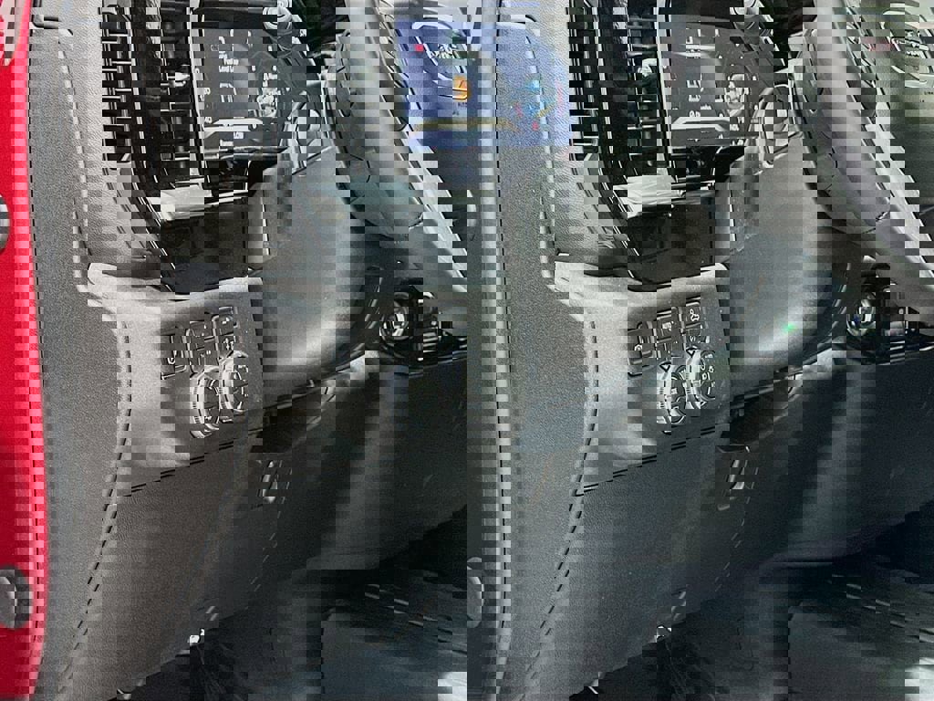 New 2026 GMC Sierra 3500 SLT image 10