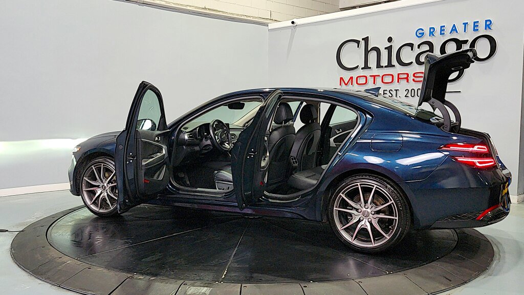 Used 2023 Genesis G70 2.0T AWD/4WD image 11