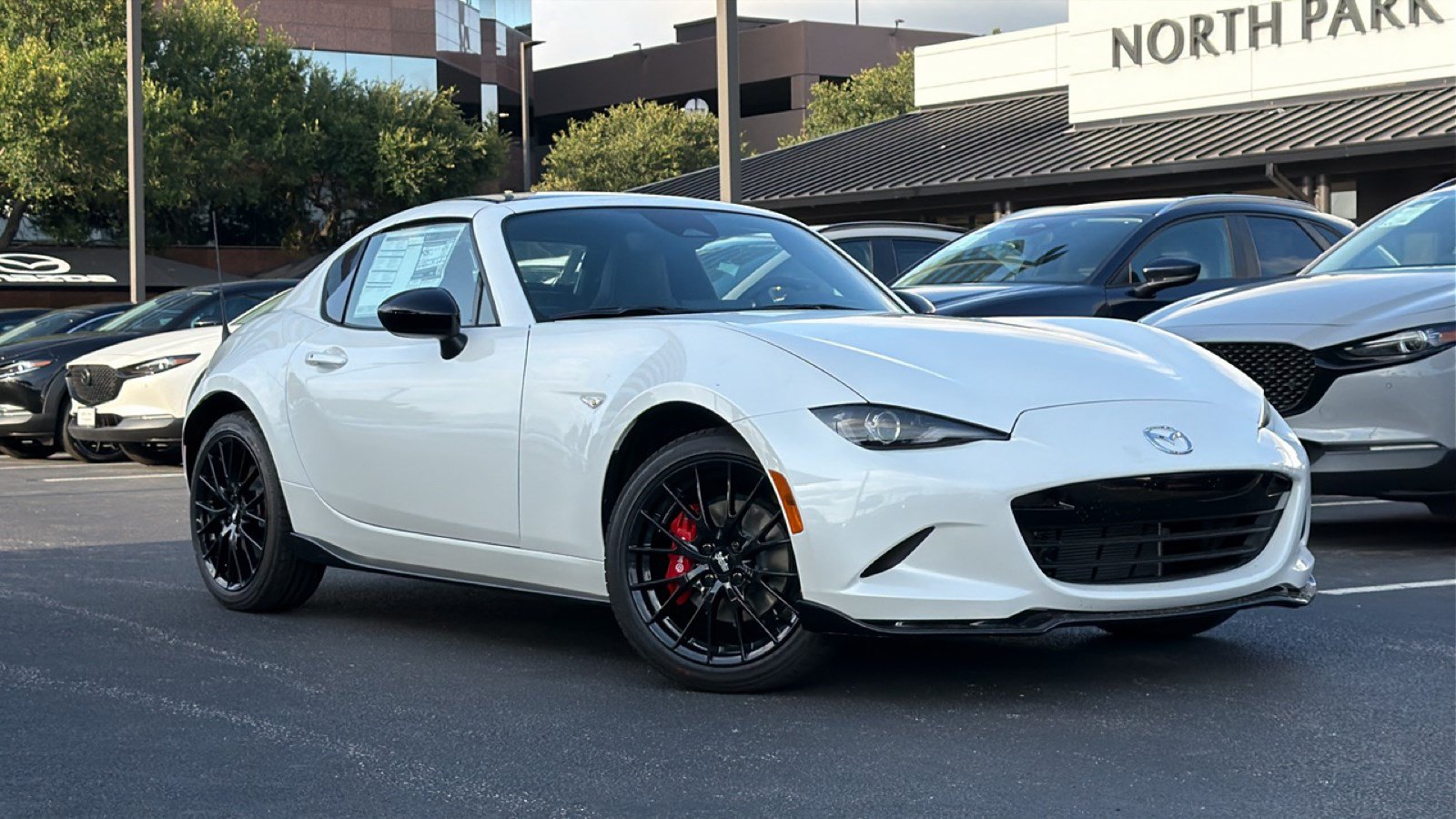 New 2026 MAZDA MX-5 Miata RF Club w/ Interior Package RWD image 2