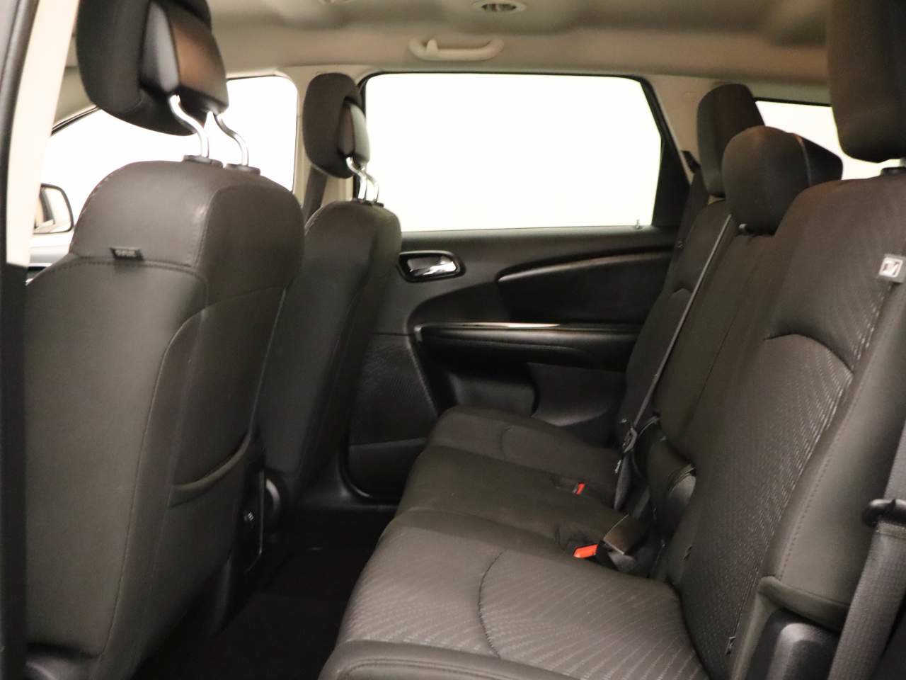 Used 2018 Dodge Journey SXT FWD image 15