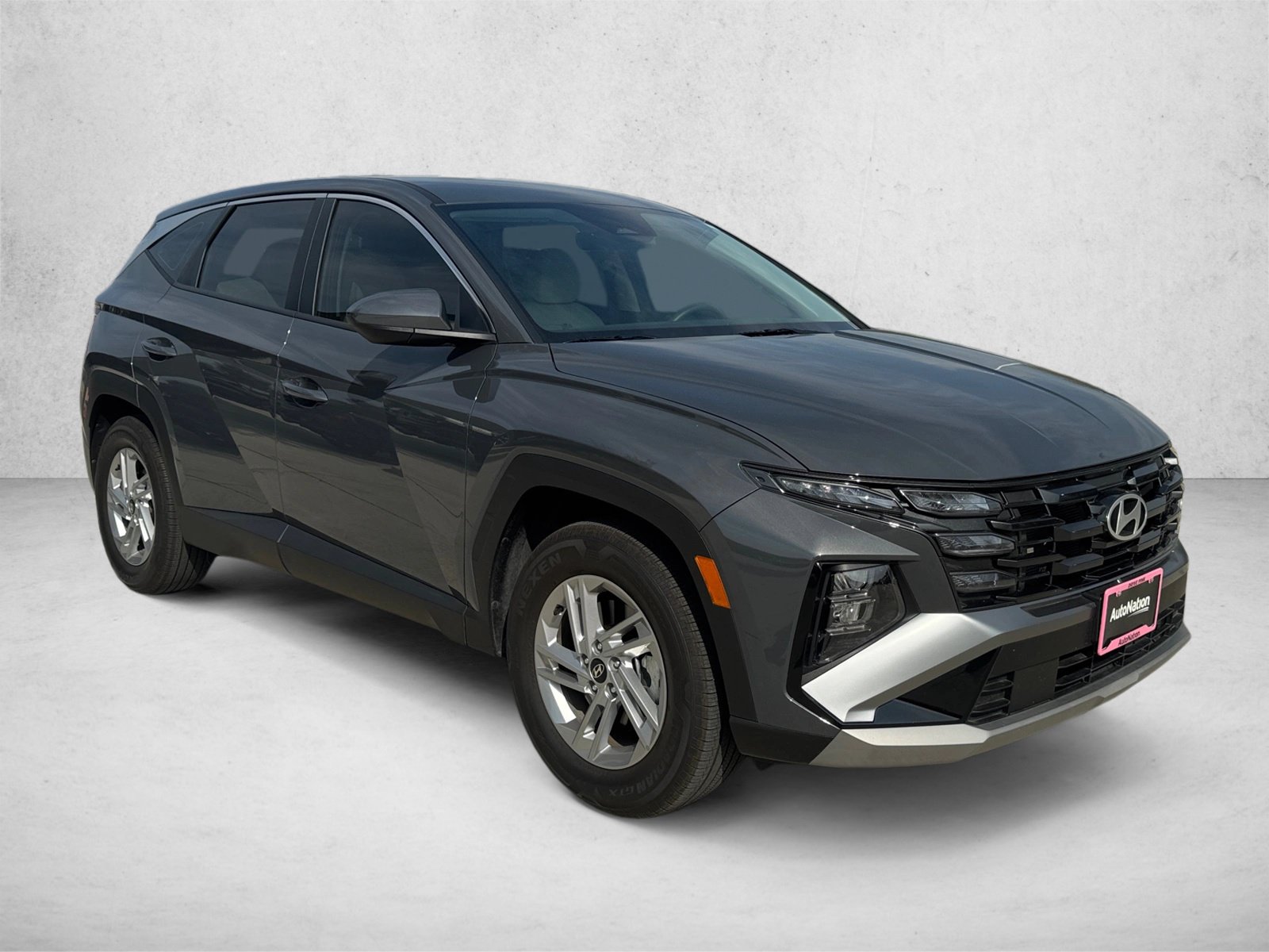 Used 2025 Hyundai Tucson SE FWD image 3