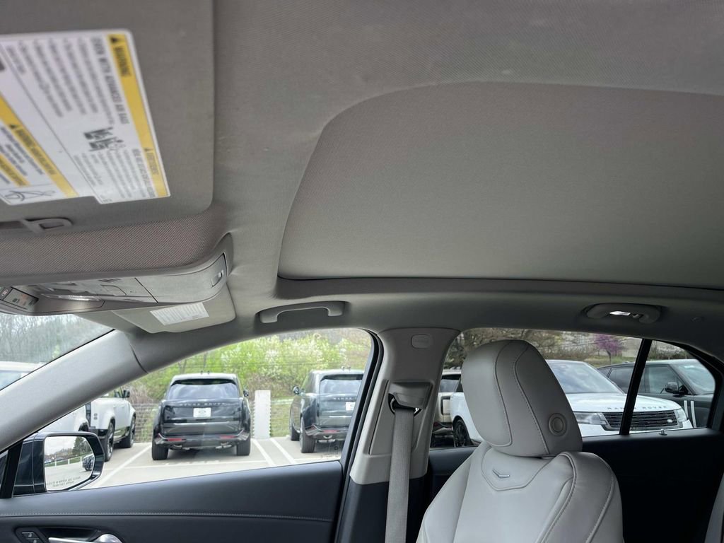 Certified 2023 Cadillac XT4 Premium Luxury image 29