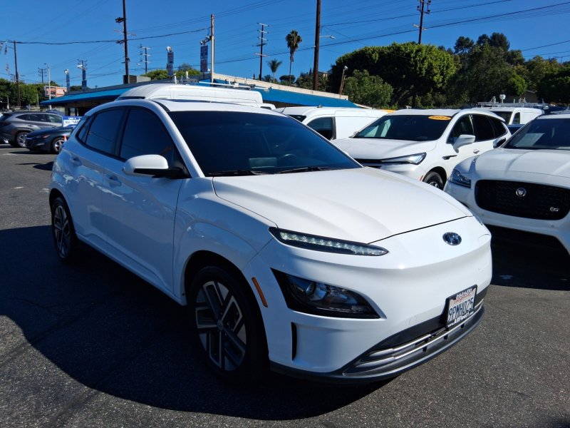 Used 2022 Hyundai Kona SEL w/ Convenience Package