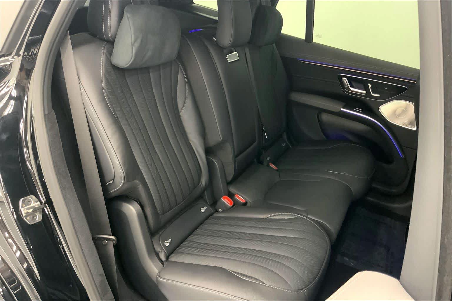 New 2027 Mercedes-Benz EQS 400 4MATIC SUV image 13