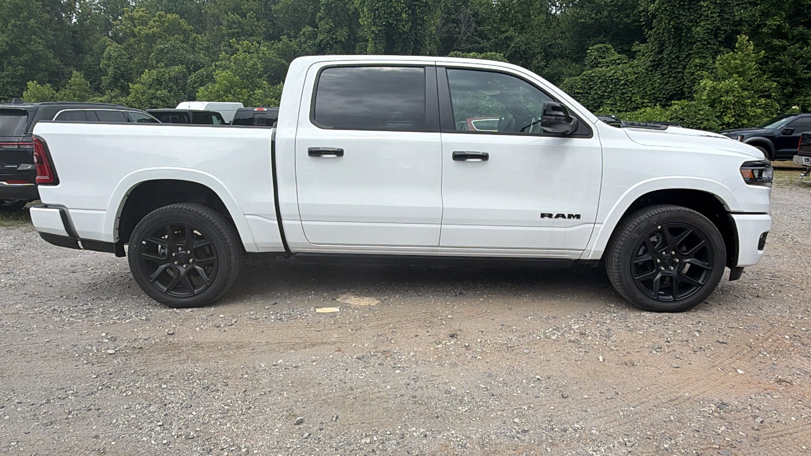 Used 2025 RAM 1500 Laramie w/ Night Edition AWD/4WD image 7
