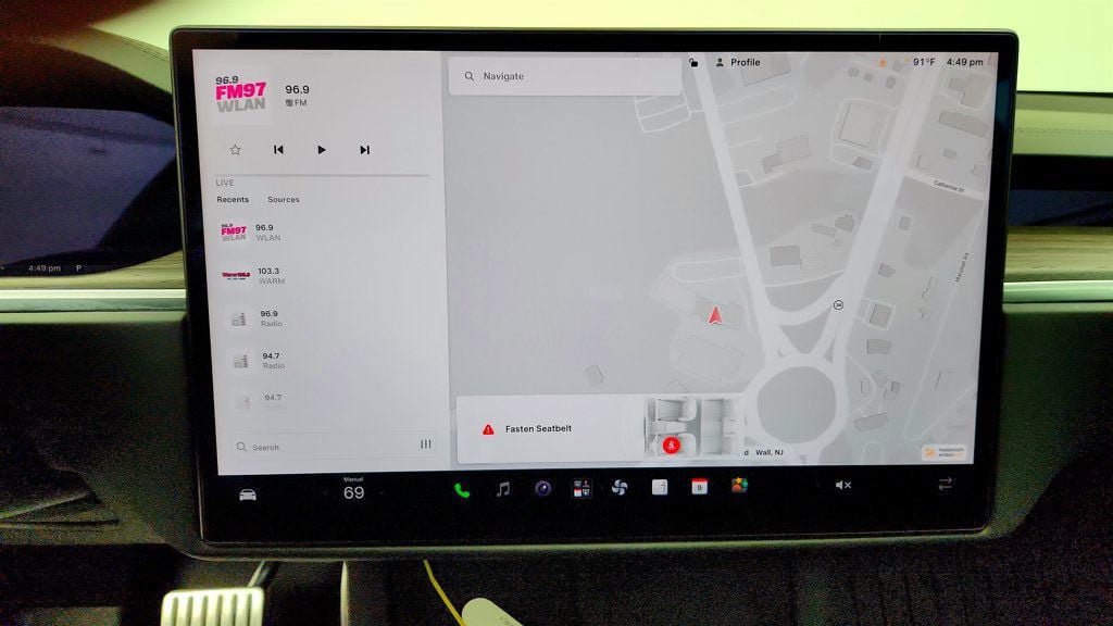 Used 2022 Tesla Model S AWD/4WD image 25