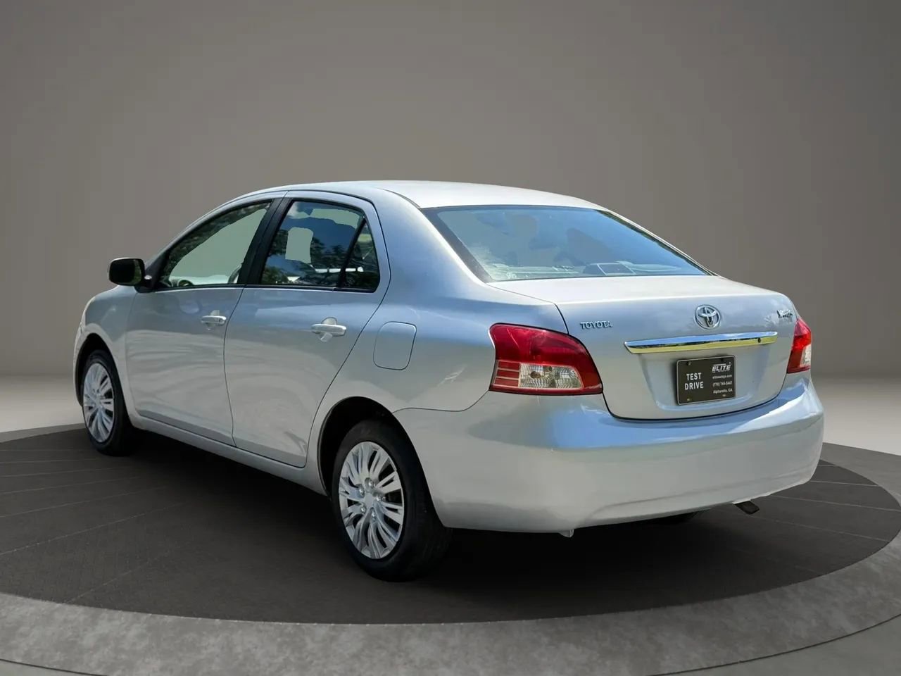 Used 2008 Toyota Yaris S FWD image 6