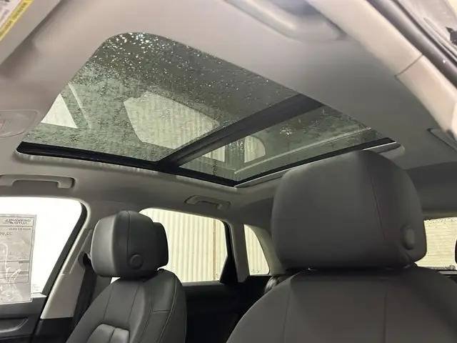 Used 2020 Audi Q3 2.0T Premium AWD/4WD image 11