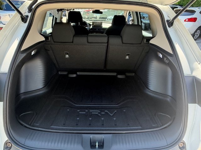 Used 2024 Honda HR-V LX image 15