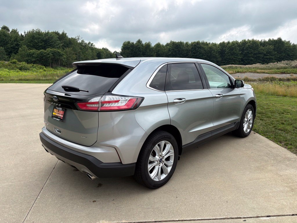 Used 2022 Ford Edge Titanium AWD/4WD image 9