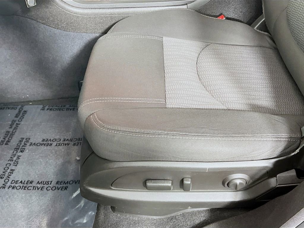 Used 2014 Chevrolet Traverse LT image 18