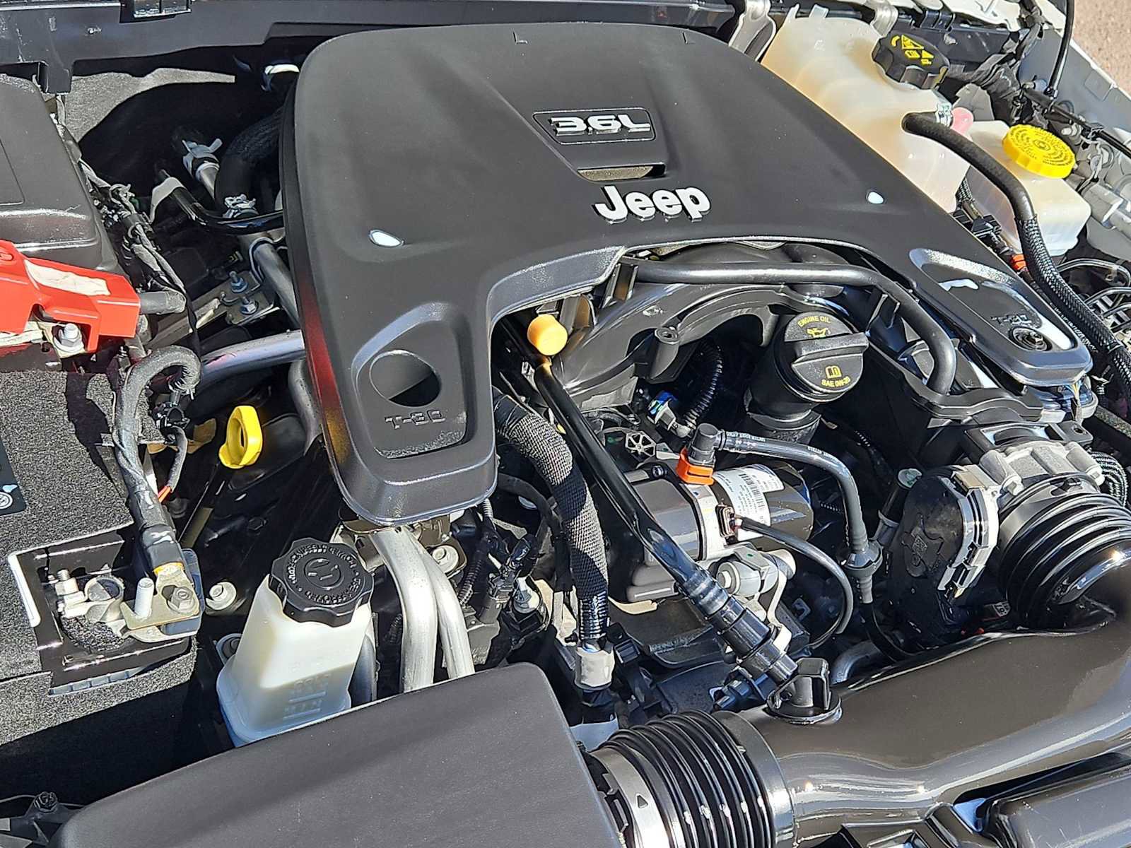 Used 2021 Jeep Wrangler Unlimited Sahara image 15